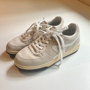 (ONLY WORN ONCE) Rag & Bone Retro Court Sneaker in Tan